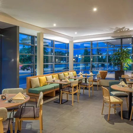 Kongresscenter Affiliated By Melia Hotel 4*