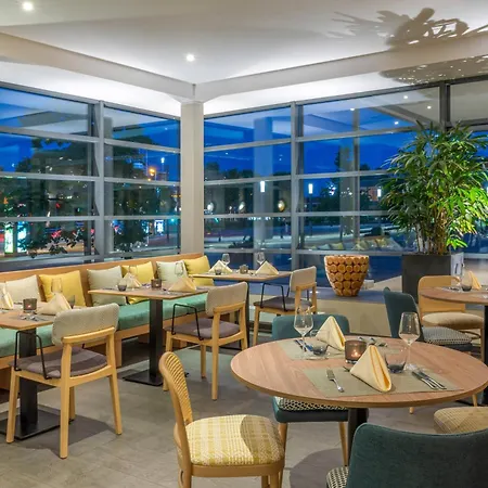 Hotel Kongresscenter, Affiliated By Melia 4*