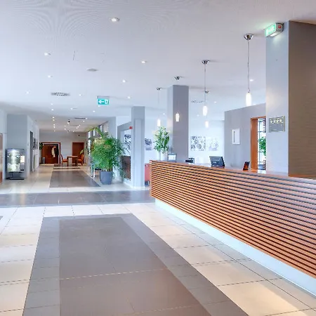 Отель Kongresscenter, Affiliated By Melia 4*